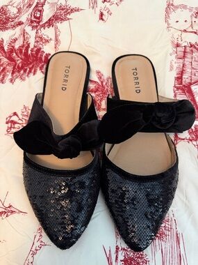 Torrid Black Sequin Pointed Bow Mules, 9W